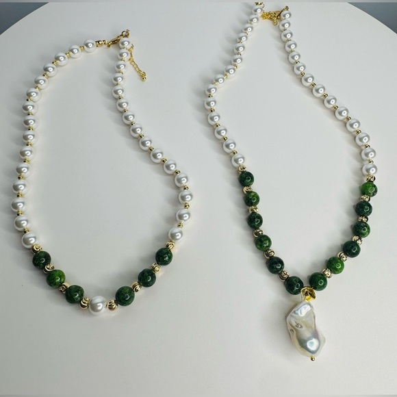 Bohemian Style (Two Pieces) Pearls and Natural Green Bead Necklace. - Picture 5 of 6